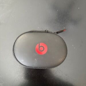 Bose Heads phones & beats Black and Red Carrying Case